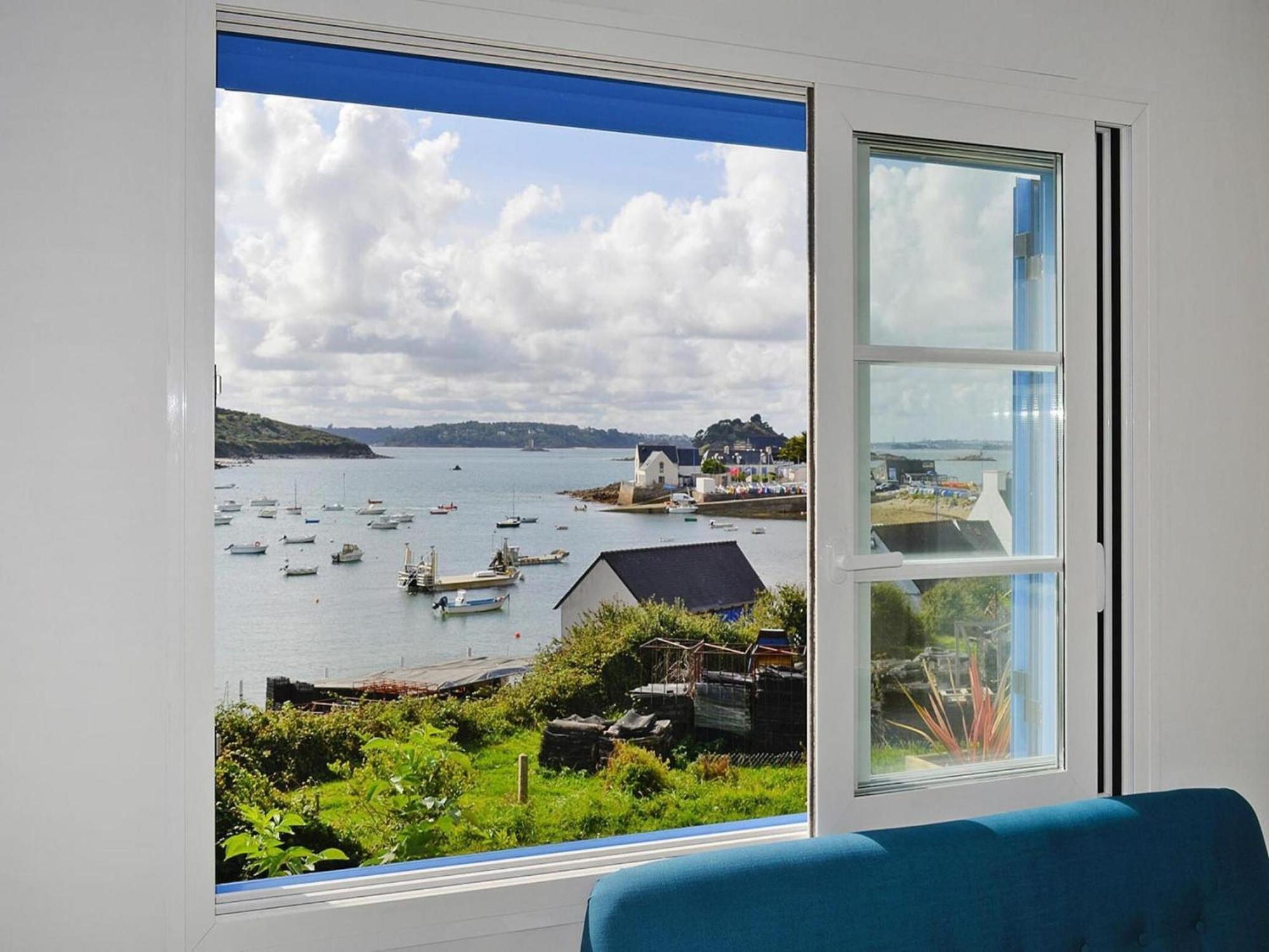 Pretty Breton Holiday Home In A Top Location Plougasnou Eksteriør bilde